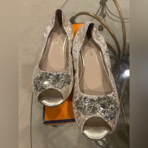 Arturo Chiang At-Addie Platino Met Belly Snake Embellished Shoes in Size 9.5